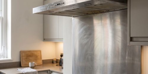 Extractor hood grease removal